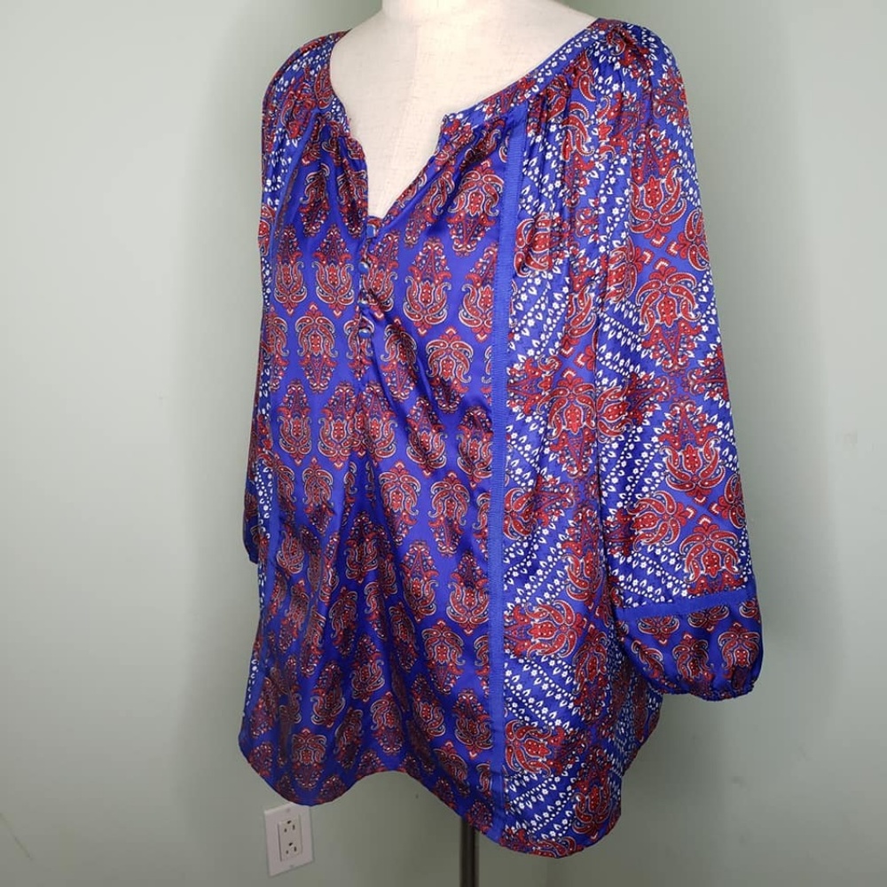 V-Neck Long Sleeve Blouse